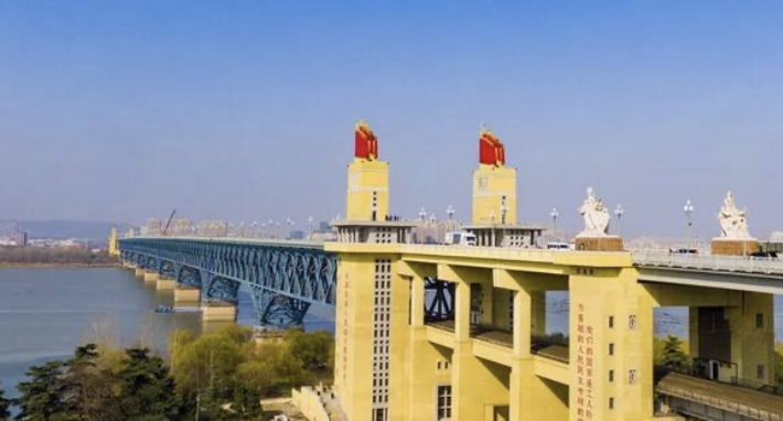 Yangzi River Bridge Structural Health and Safety Monitoring